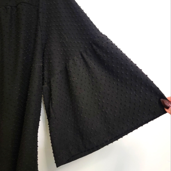 W5 Anthropologie Black Polka Dot Bell Sleeve Plus-Size Top! - Picture 3 of 4